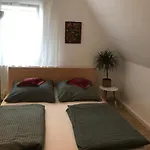 Apartament Ferieninrosengarten 1 Zi 190 Cm Deckenhoehe Oder Grosse 4 Zi Dg Whg *