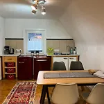 Ferieninrosengarten 1 Zi 190 Cm Deckenhoehe Oder Grosse 4 Zi Dg Whg Apartament *