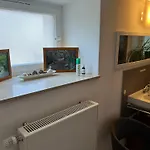 Ferieninrosengarten 1 Zi 190 Cm Deckenhoehe Oder Grosse 4 Zi Dg Whg Apartament *
