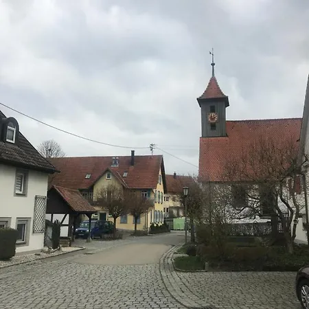 Ferieninrosengarten 1 Zi 190 Cm Deckenhoehe Oder Grosse 4 Zi Dg Whg Lejlighed Rosengarten (Baden-Wurttemberg)