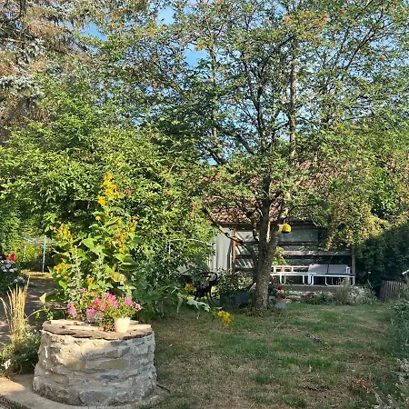 Ferieninrosengarten 1 Zi 190 Cm Deckenhoehe Oder Grosse 4 Zi Dg Whg Rosengarten (Baden-Wurttemberg)
