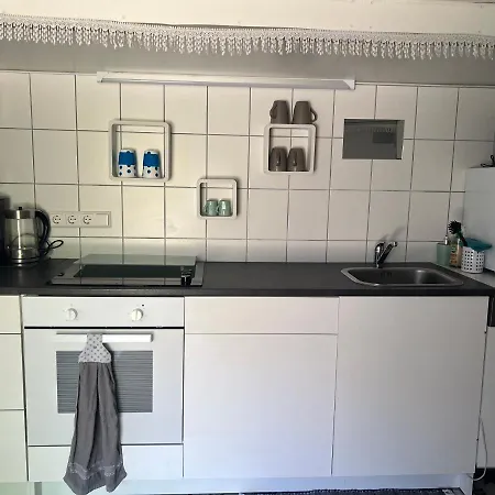 Ferieninrosengarten 1 Zi Appartement Oder Grosse, Schoene 4 Zi Dachgeschoss Whg