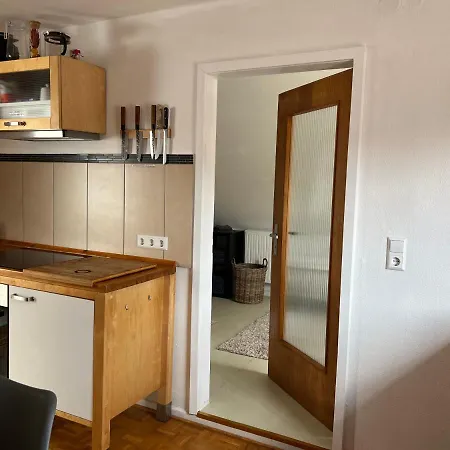 Ferieninrosengarten 1 Zi 190 Cm Deckenhoehe Oder Grosse 4 Zi Dg Whg * Rosengarten (Baden-Wurttemberg)