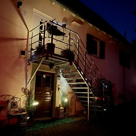 Ferieninrosengarten 1 Zi Appartement Oder Grosse, Schoene 4 Zi Dachgeschoss Whg