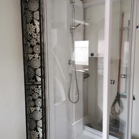 公寓 Ferieninrosengarten 1 Zi 190 Cm Deckenhoehe Oder Grosse 4 Zi Dg Whg Rosengarten (Baden-Wurttemberg)