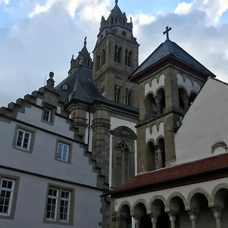 شقة Ferieninrosengarten 1 Zi 190 Cm Deckenhoehe Oder Grosse 4 Zi Dg Whg Rosengarten (Baden-Wurttemberg)