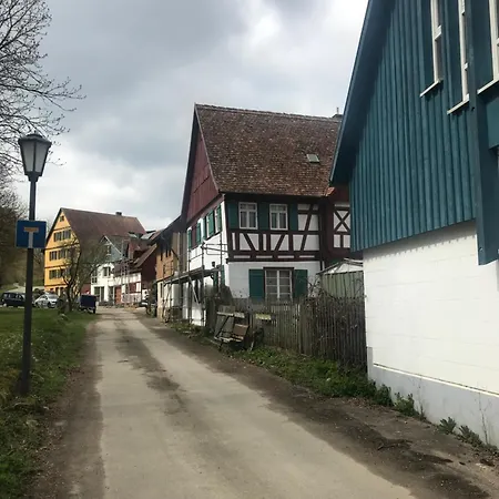 Ferieninrosengarten 1 Zi 190 Cm Deckenhoehe Oder Grosse 4 Zi Dg Whg Apartment Rosengarten (Baden-Wurttemberg)