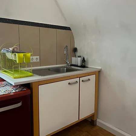 Ferieninrosengarten 1 Zi 190 Cm Deckenhoehe Oder Grosse 4 Zi Dg Whg شقة *