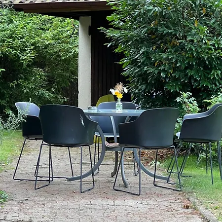Apartment Ferieninrosengarten 1 Zi 190 Cm Deckenhoehe Oder Grosse 4 Zi Dg Whg *