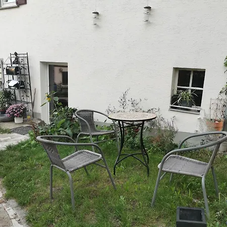 Apartment Ferieninrosengarten 1 Zi 190 Cm Deckenhoehe Oder Grosse 4 Zi Dg Whg Rosengarten (Baden-Wurttemberg)