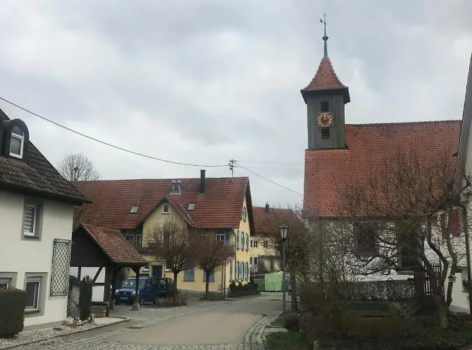 Ferieninrosengarten 1 Zi 190 Cm Deckenhoehe Oder Grosse 4 Zi Dg Whg Apartamento Rosengarten (Baden-Wurttemberg)