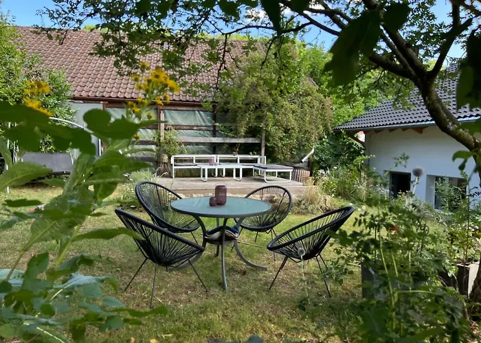 Ferieninrosengarten 1 Zi 190 Cm Deckenhoehe Oder Grosse 4 Zi Dg Whg Apartamento *
