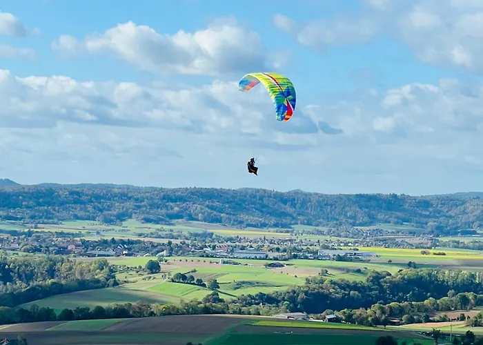 Apartamento Ferieninrosengarten 1 Zi 190 Cm Deckenhoehe Oder Grosse 4 Zi Dg Whg