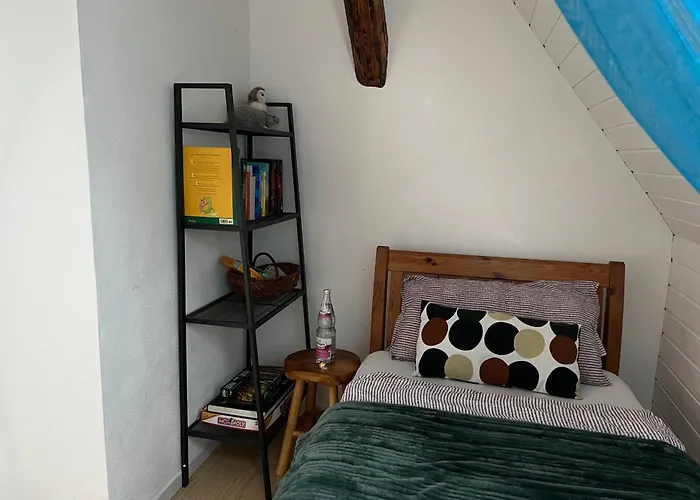 Ferieninrosengarten 1 Zi 190 Cm Deckenhoehe Oder Grosse 4 Zi Dg Whg Apartamento Rosengarten (Baden-Wurttemberg)