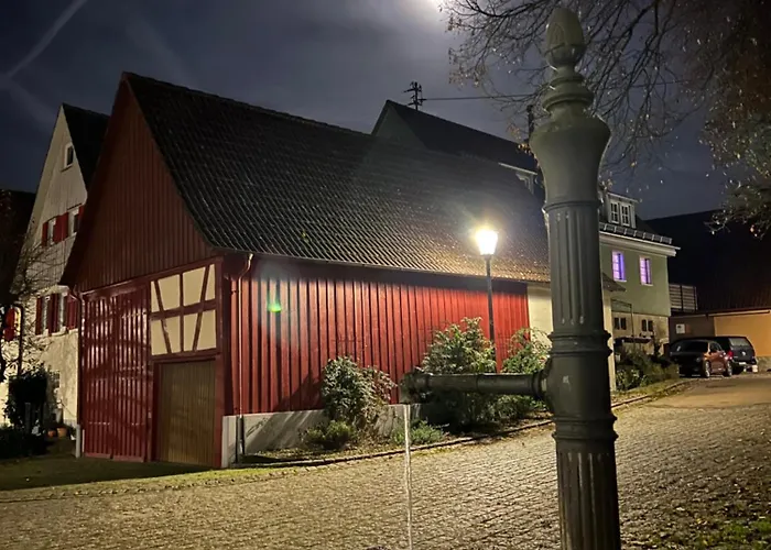 Ferieninrosengarten 1 Zi 190 Cm Deckenhoehe Oder Grosse 4 Zi Dg Whg