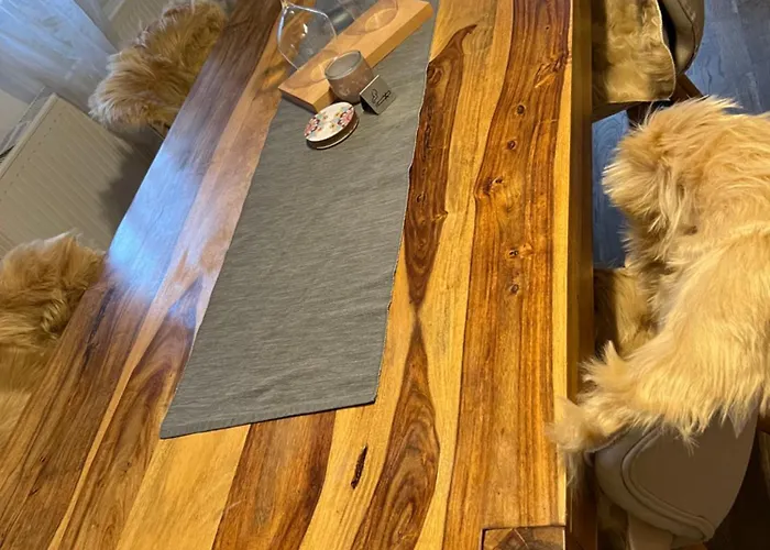 Ferieninrosengarten 1 Zi 190 Cm Deckenhoehe Oder Grosse 4 Zi Dg Whg Apartamento