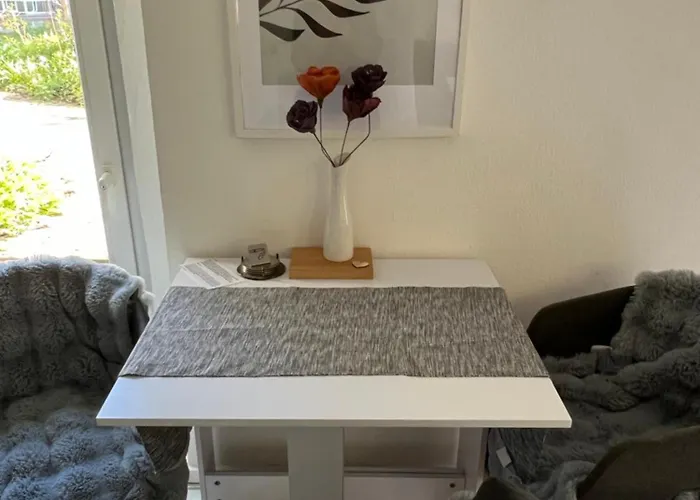 Apartamento Ferieninrosengarten 1 Zi 190 Cm Deckenhoehe Oder Grosse 4 Zi Dg Whg Rosengarten (Baden-Wurttemberg)