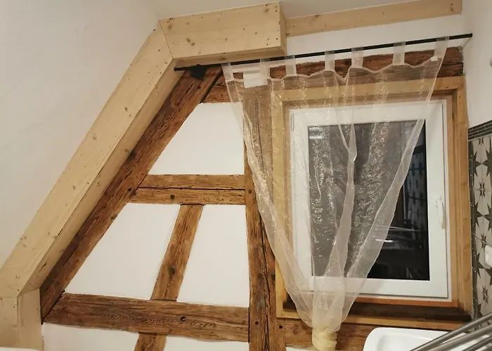 Apartamento Ferieninrosengarten 1 Zi 190 Cm Deckenhoehe Oder Grosse 4 Zi Dg Whg *